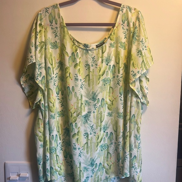 NWT TORRID SIZE 5 - Picture 1 of 6